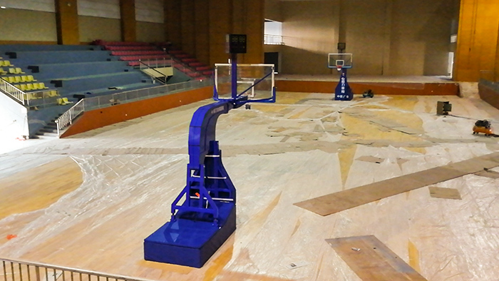 移動(dòng)籃球架廠家