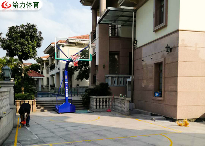 籃球架一個(gè)要多少錢(qián)